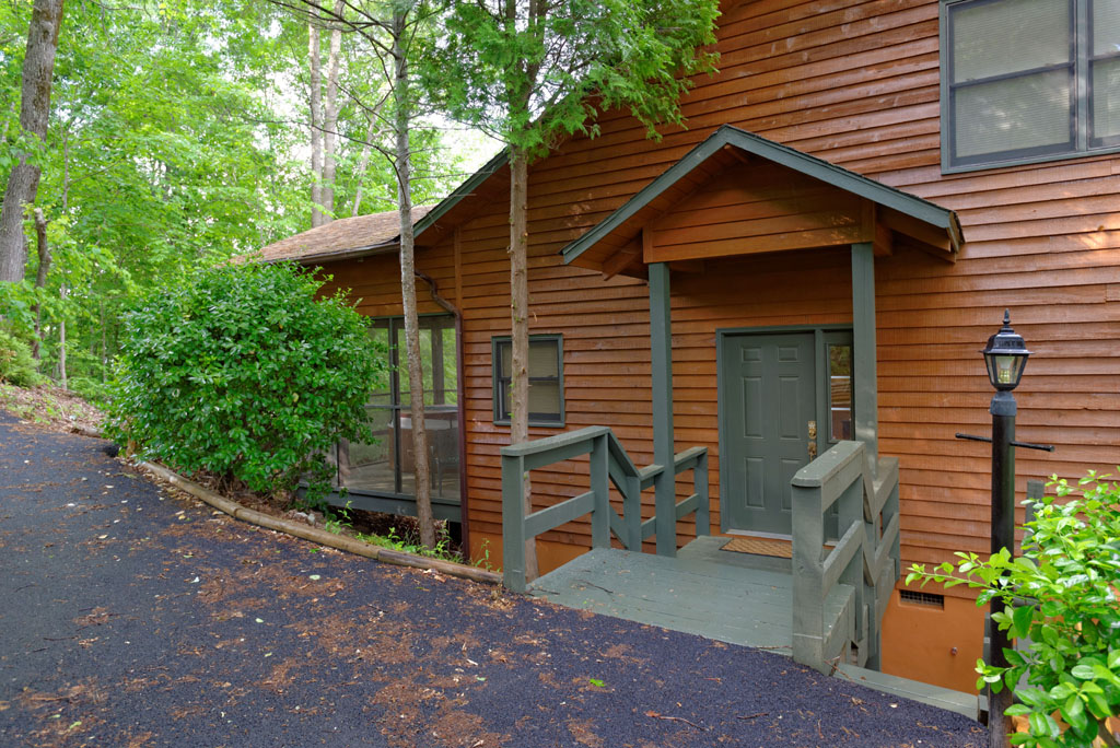 Pigeon Forge Two Bedroom Cabin Rental